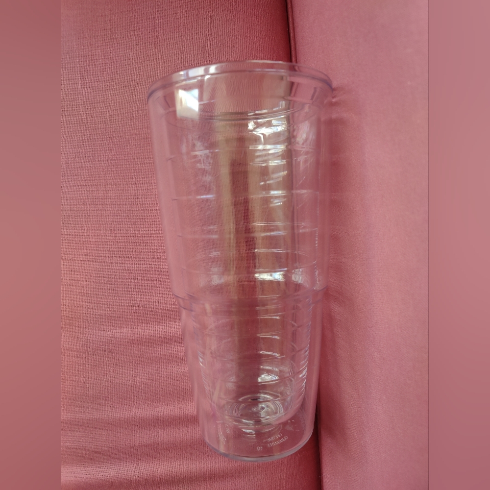 Clear 24 ounce Tervis Tumbler